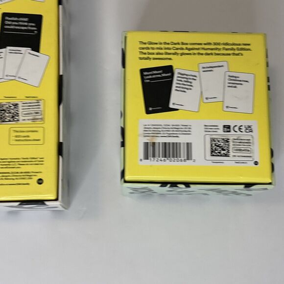 Card Against Humanity Family Edition Game 600 Cards & Glow In The Dark 300 Cards - Picture 5 of 9